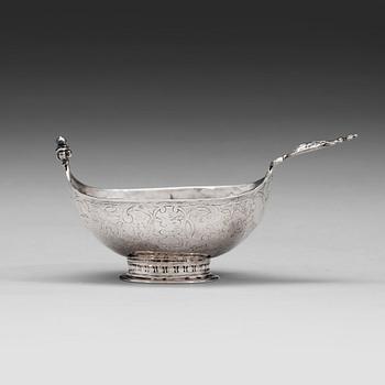 A 17 th century silver brandy-cup, unmaked.