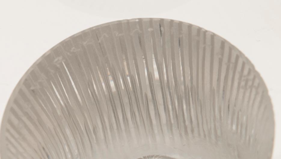 VAS, 2 st, glas, "Kantarell" och "Fölfot", signerad Tapio Wirkkala, Iittala. 1900-talets mitt.