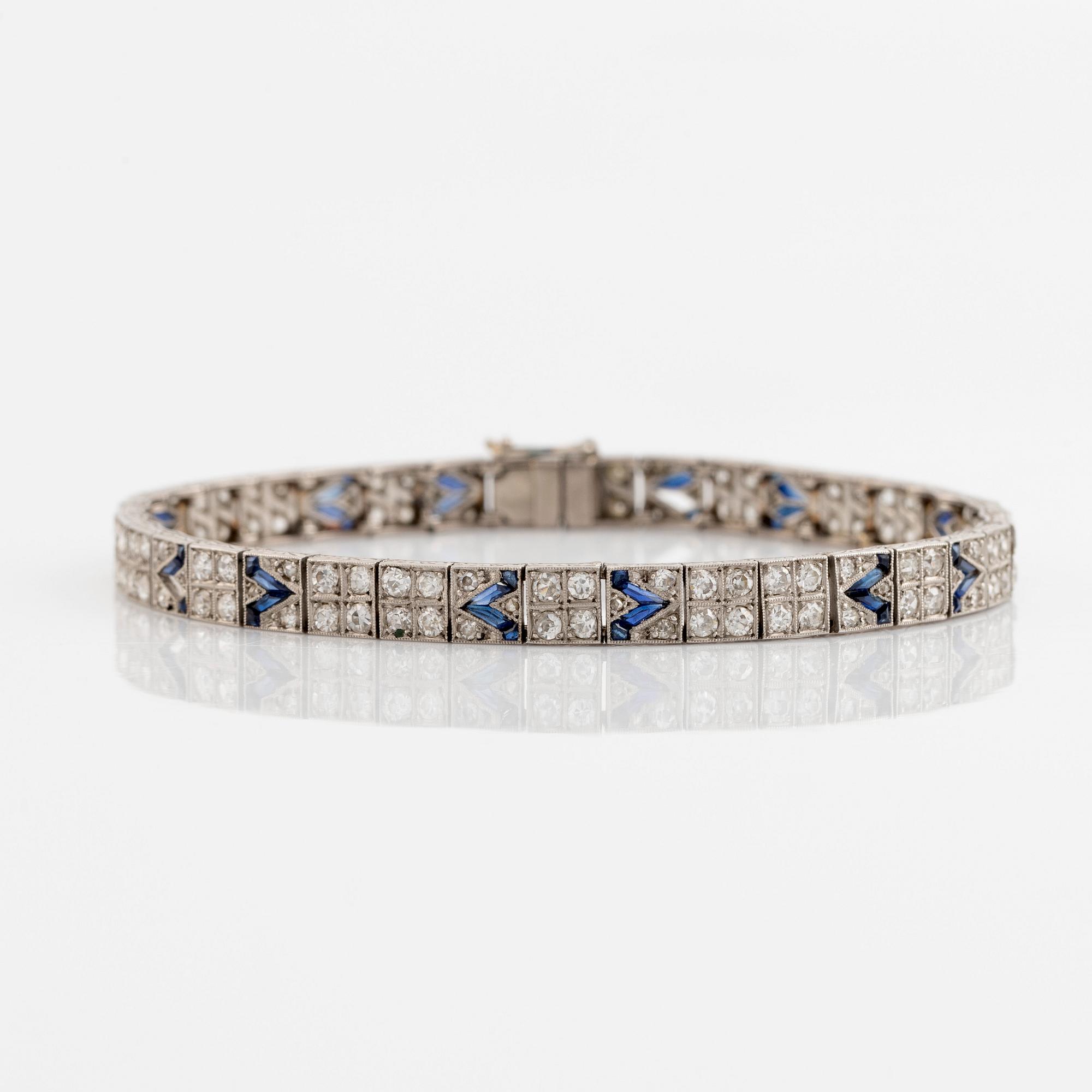Diamond and sapphire bracelet.