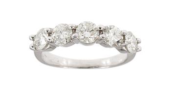 682. RING, fem briljantslipade diamanter, tot. ca 1.75 ct.