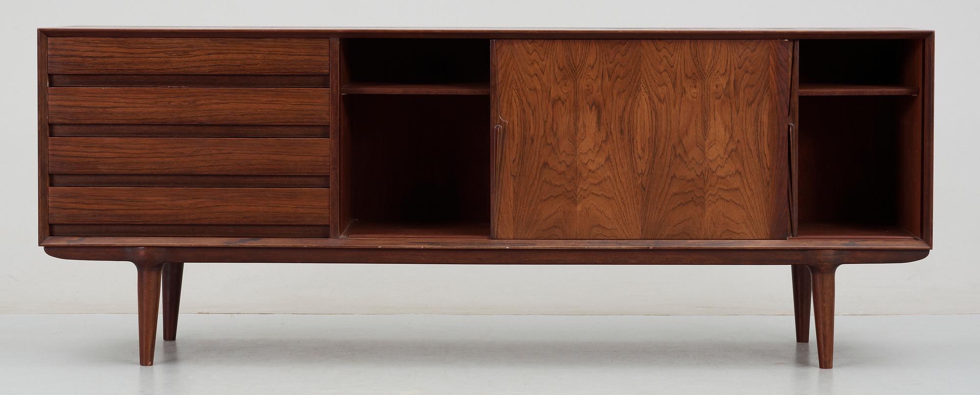 SIDEBOARD, Gunni Omann för Omann Jun Möbelfabrik, Danmark, 1960-tal.
