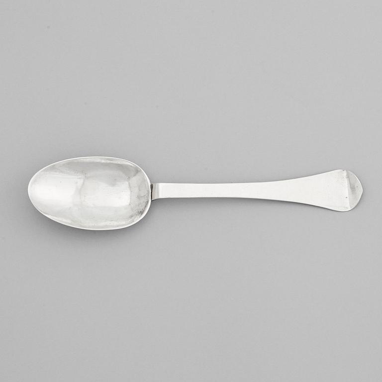 A Swedish early 18th century silver spoon, mark of Petter Lund 1713.