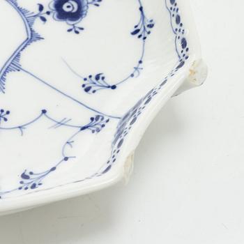 Royal Copenhagen, Six Leaf-shaped 'Musselmalet' dishes, Denmark, 20th century.