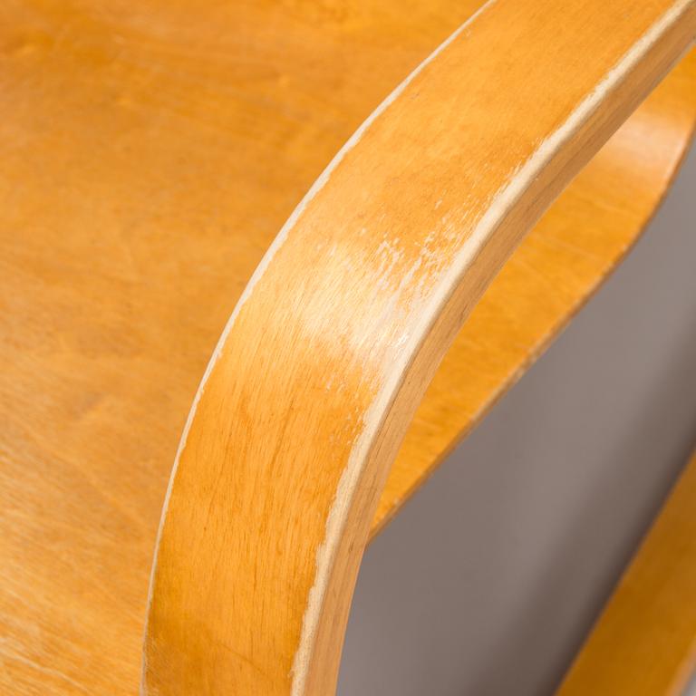 Alvar Aalto, a pair of 1940's '31' armchairs for, O.Y. Huonekalu- ja Rakennustyötehdas A.B.