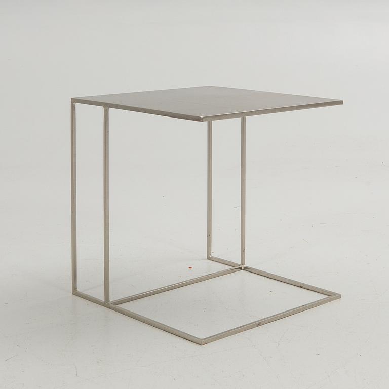 Rodolfo Dordoni, Side table, Minotti, "Leger", Italy, 1990s.