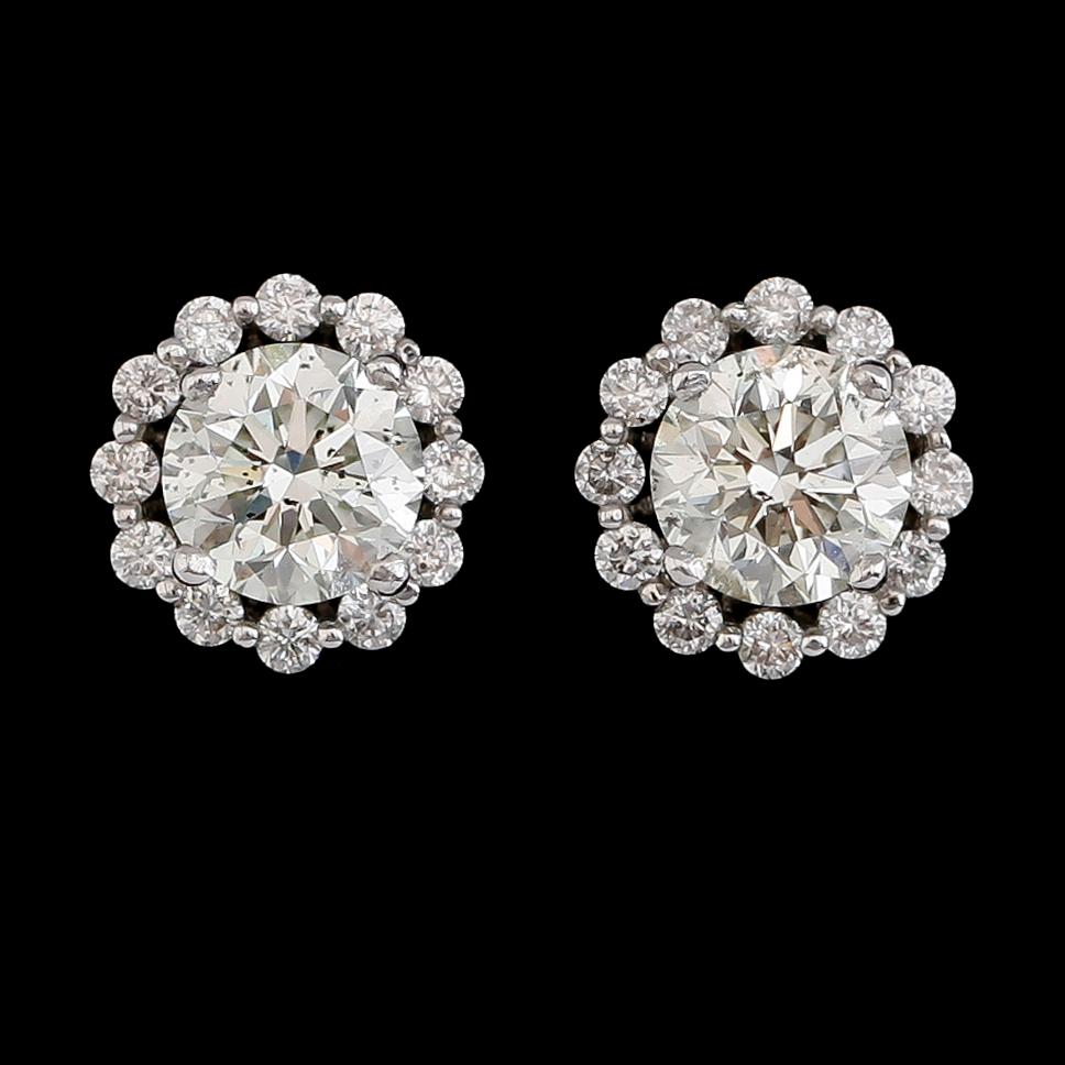 ÖRHÄNGEN, 1 par, 18 k vitguld, briljantslipade diamanter tot ca 2.49 ct.