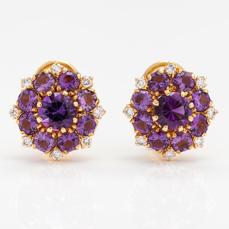 18K gold earrings "Catherine the great" with amethysts and diamonds ca. 0.40 ct in total. Ofelia Jewelry, Helsinki 1998.