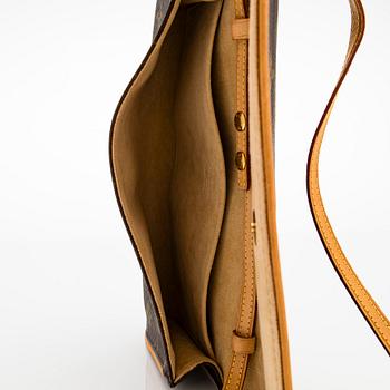 Louis Vuitton, väska, "Pochette Twin GM".