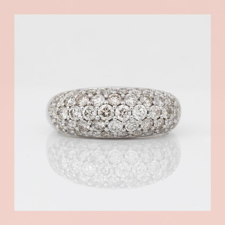 RING with brilliant-cut diamond diamonds, circa 1.70 cts.