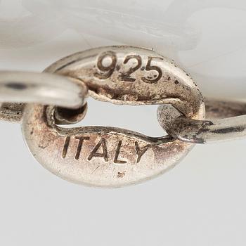 Hänge 14K vitguld med smaragd och briljantslipade diamanter, kedja silver.