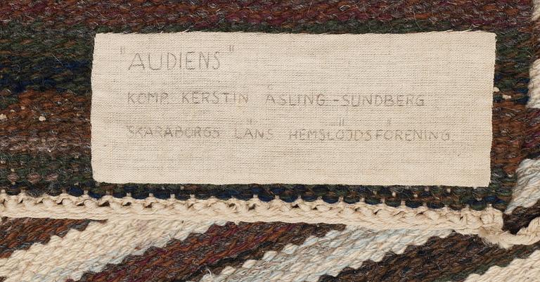 MATTA. "Audiens". Flat weave. Designed by Kerstin Åsling-Sundberg. 226 x 150,5 cm.