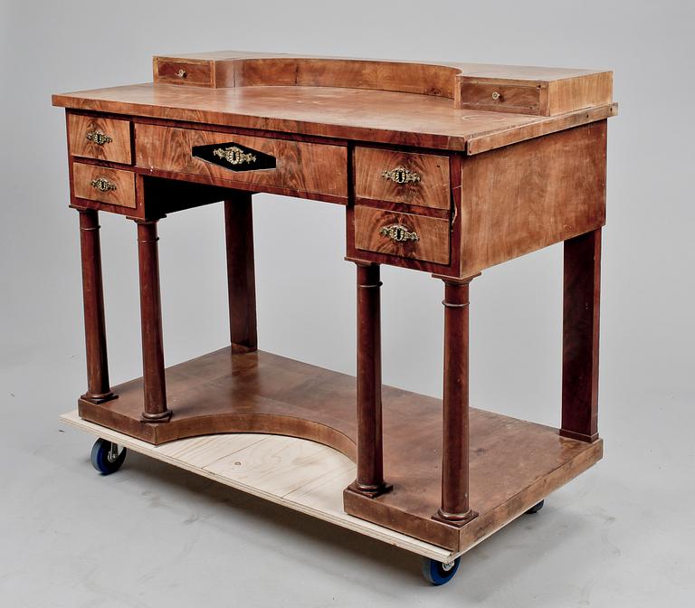 SKRIVBORD, empire 1800-talets första hälft.