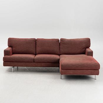 A divan sofa from Frighetto, 21st century.