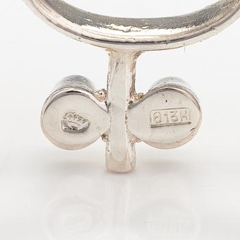 Jorma Laine, A silver necklace. Kultateollisuus, Turku 1967.