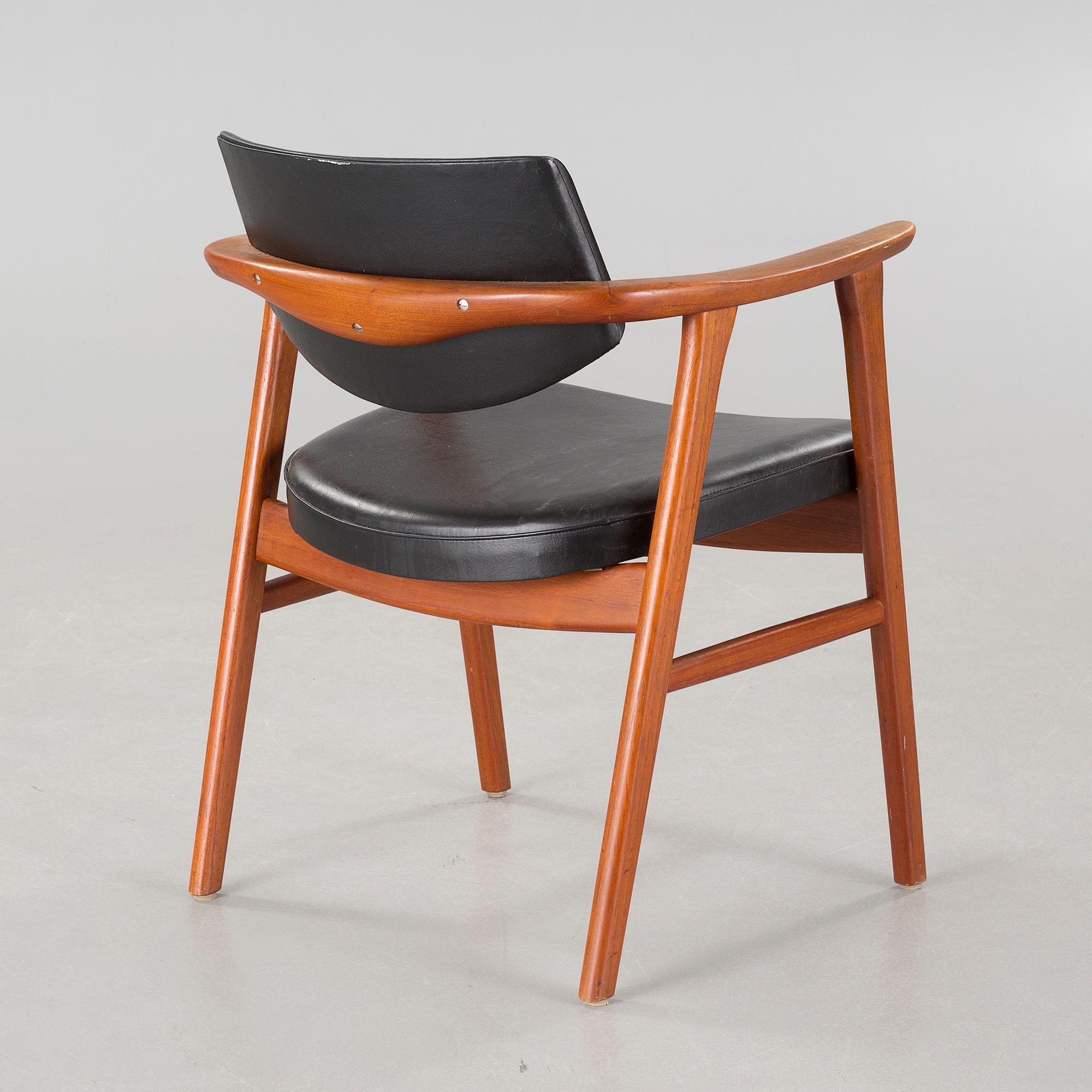 An armchair, model 53, designed by Erik Kirkegaard for Høng Stolefabrik, 20th century.