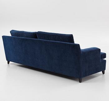 A 'Sussex' sofa, Slettvoll, Norway.