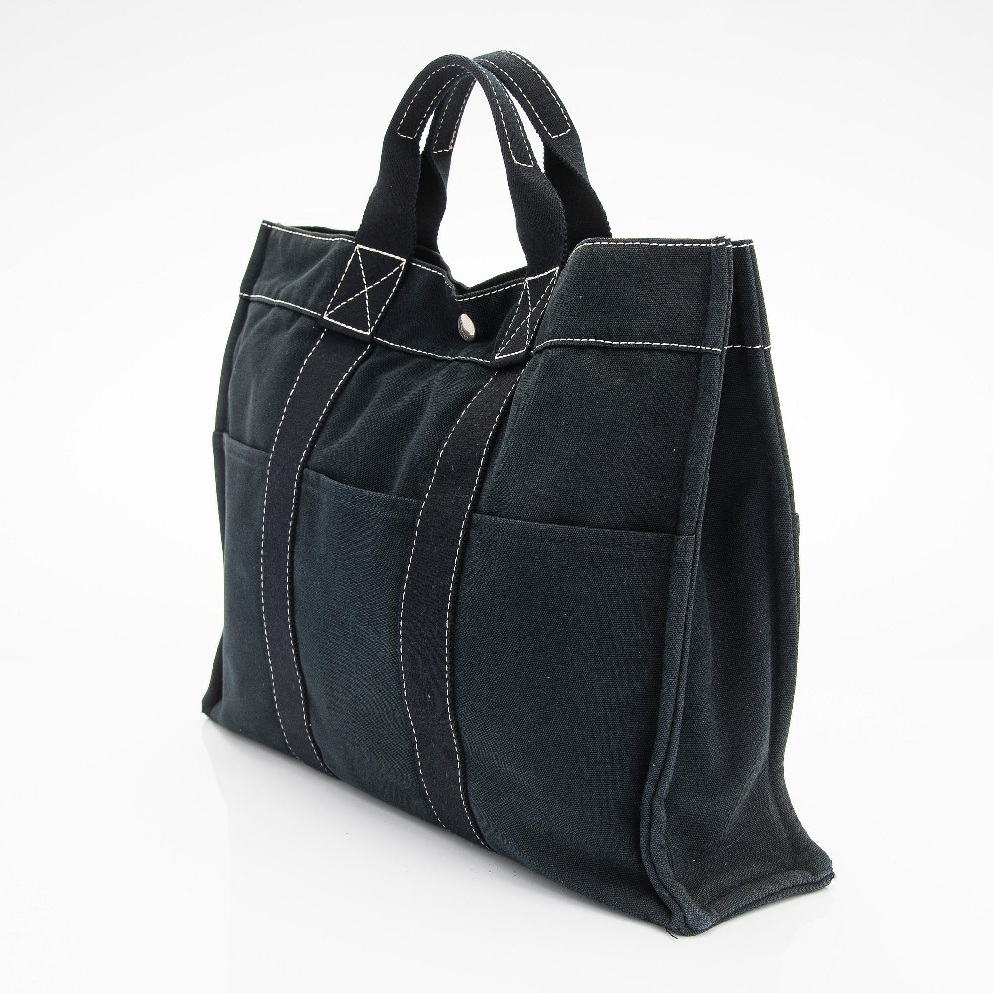Hermès, a "Fourre Tout" bag.