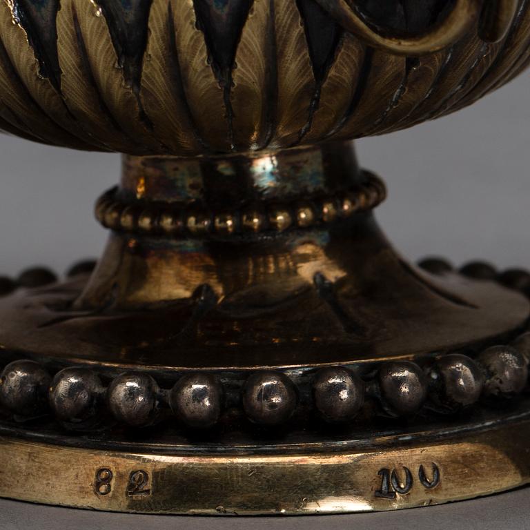 PARFYMBRÄNNARE, Moskva sekelskiftet 1800, förgyllt silver.
