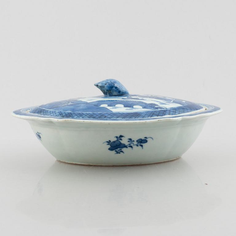Parti porslin, 10 delar, kompaniporslin, Kina, Qingdynastin 1700-tal samt Jiaqing (1796-1822).