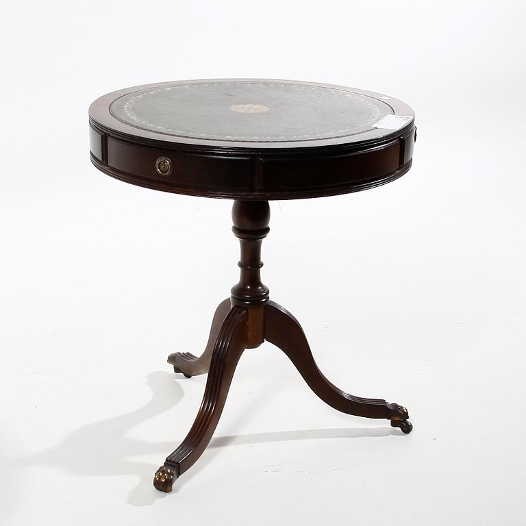 LAMPBORD, engelsk stil, sent 1900-tal.