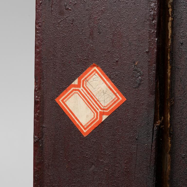 A dresser/cabinet, China, 20th century.