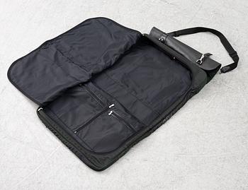 Louis Vuitton, resegarderob.