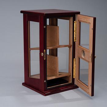 HUMIDOR, Habanos, 1900-talets slut.