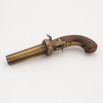 Slaglåsrevolver, av Johan Engholm (1820-1918).