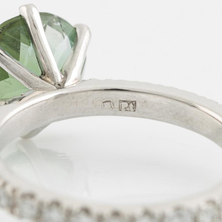 Green tourmaline and brilliant cut diamond ring, Patrik af Forselles.