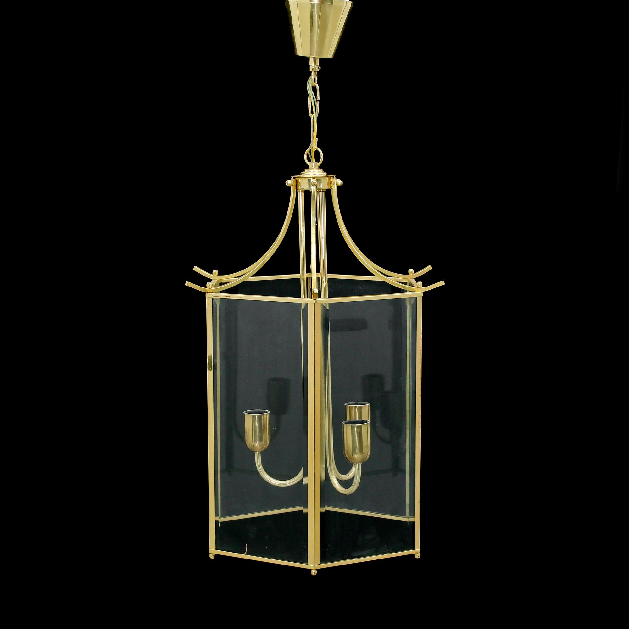 BELLMANLAMPA, 1900-talets andra hälft. Total höjd 92 cm.