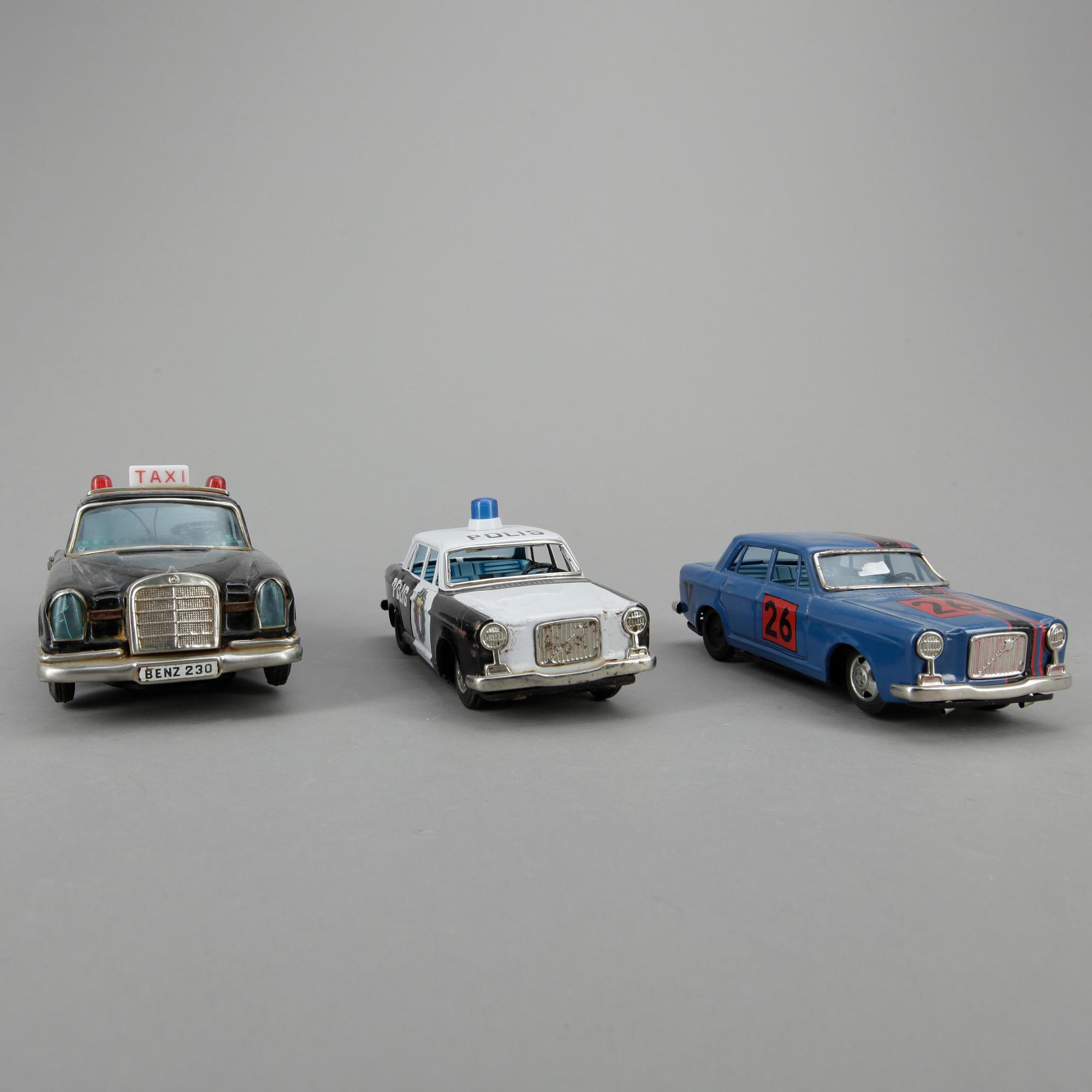 LEKSAKSBILAR, 3st, bla Bandai, Japan, 1960-tal.