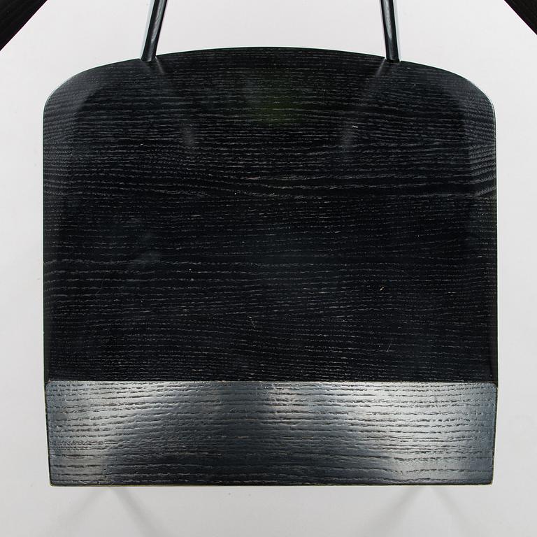 Mikko Paakkanen, a pair of chairs for Avarte Finland, 2012.
