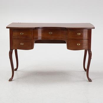 A desk, first half of the 20th Century.