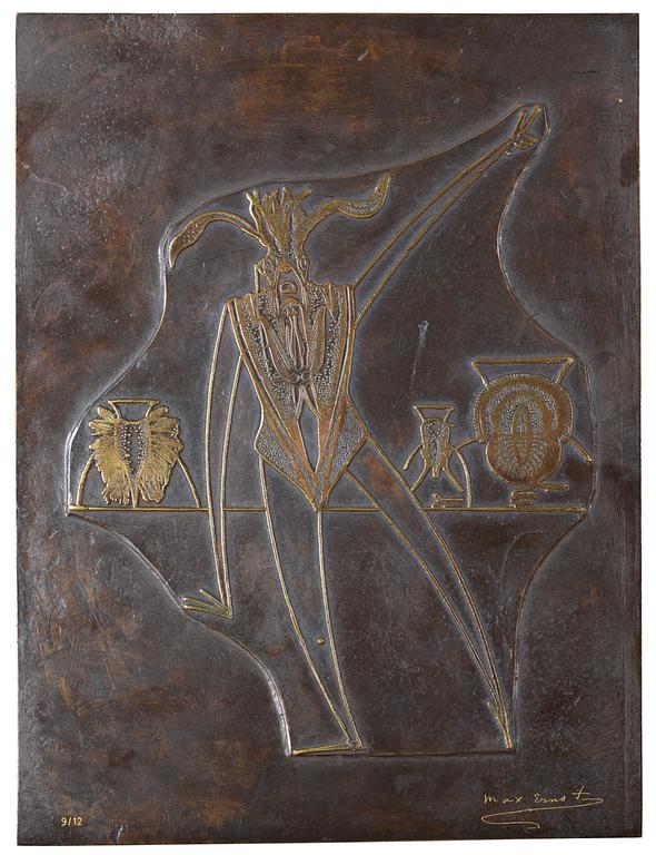 Max Ernst, Bronsrelief.