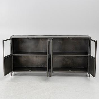 Sideboard, Manzana.