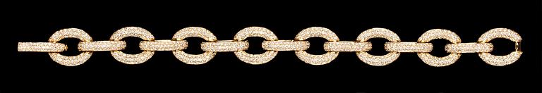 ARMBAND, 809 briljantslipade diamanter, tot. 7.61 ct.