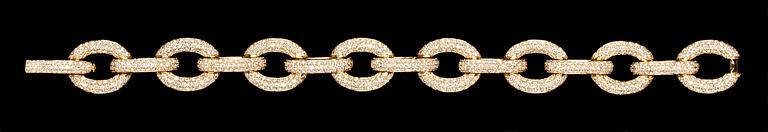 ARMBAND, 809 briljantslipade diamanter, tot. 7.61 ct.