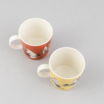 Muminmuggar, 2 st, porslin, Arabia, Finland, 1990-99.