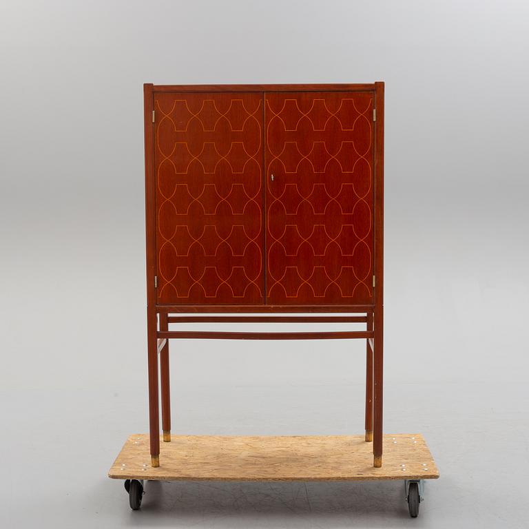 A 1940s/1950s cabinet.