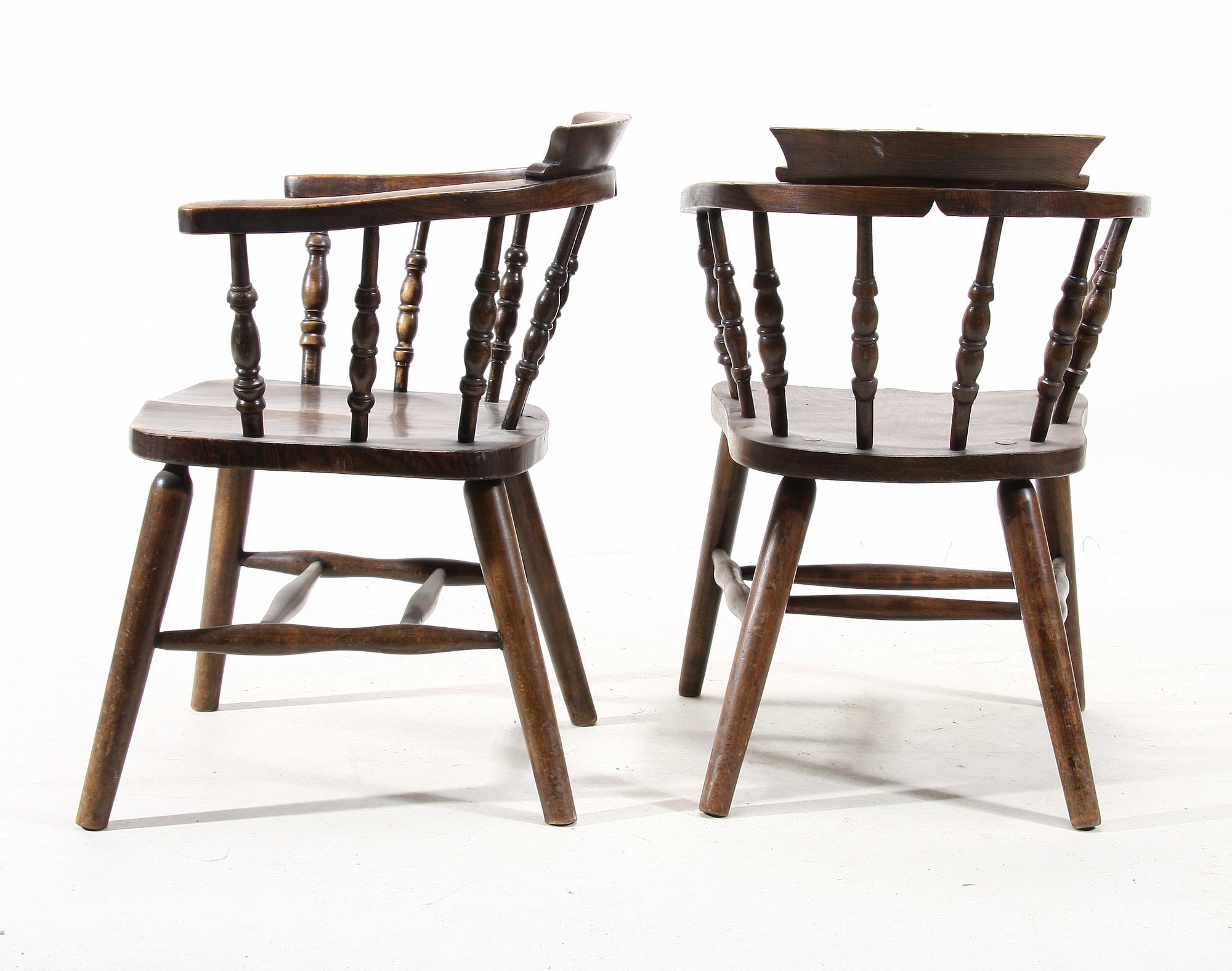 STOLAR ett par. Windsormodell. England 1800-tal.