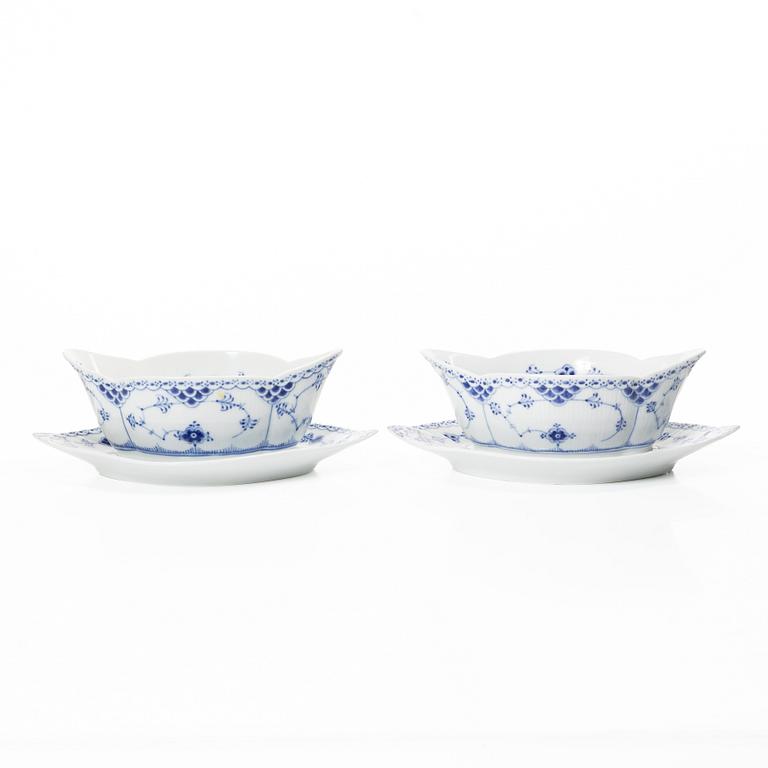 Royal Copenhagen, servisdelar 4 st, "Musselmalet", Danmark.