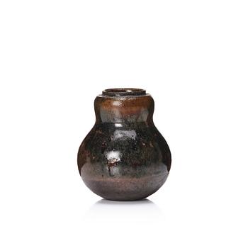 1360. A Japanese tea jar, Edo period (1603-1868).