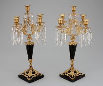KANDELABRAR, ett par, oscarianska, 1800-talets slut.