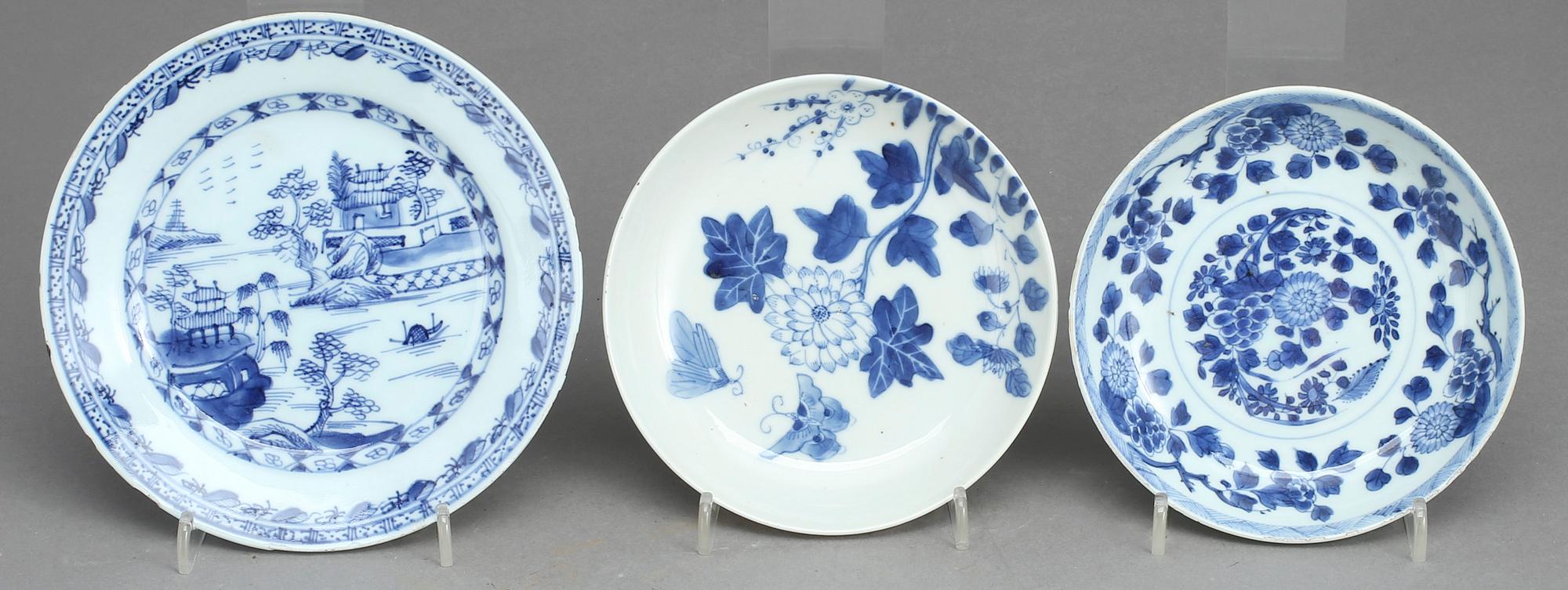 TALLRIKAR, 3 st, porslin, Kina, 1700-tal.