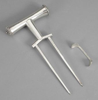 SKINKHÅLLARE, silver, Rey Urban, Stockholm, 1954. Vikt inkl medföljande ställ ca 240 gram.