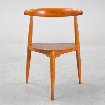 Hans J Wegner, a 'Hjertestolen' chair from Fritz Hansen, Denmark.