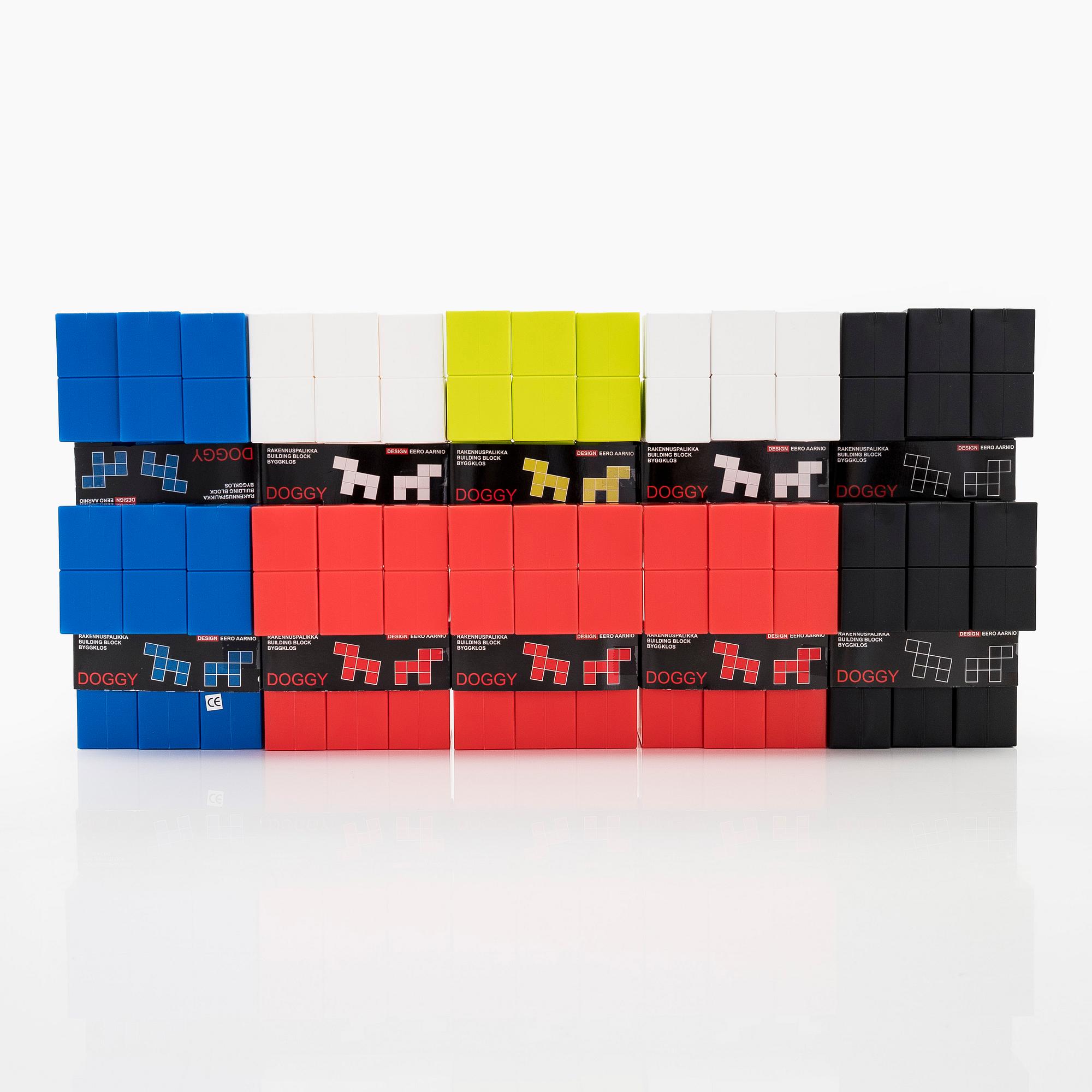 Eero Aarnio, rakennuspalikoita, 30 kpl, "Doggy", Plastex 2009.