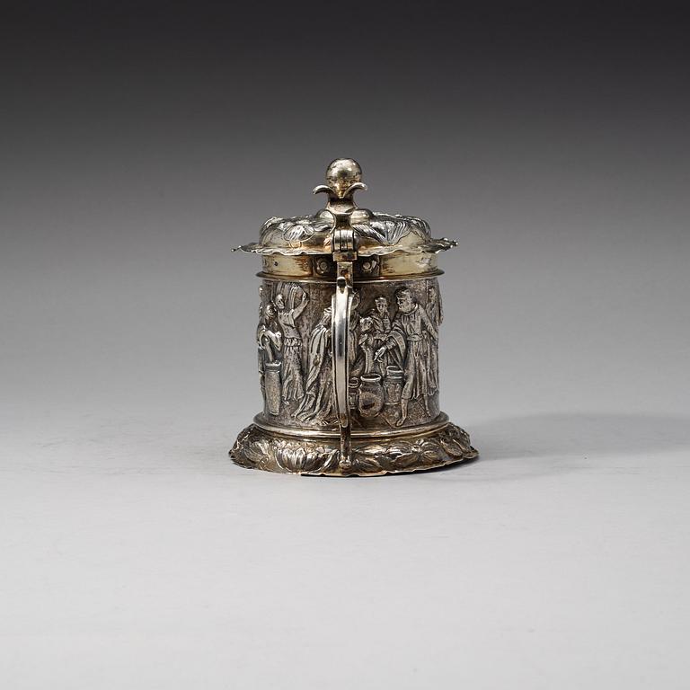 A German 17th century parcel-gilt tankard, David Schwestermüller I, Augsburg 1669-1673.