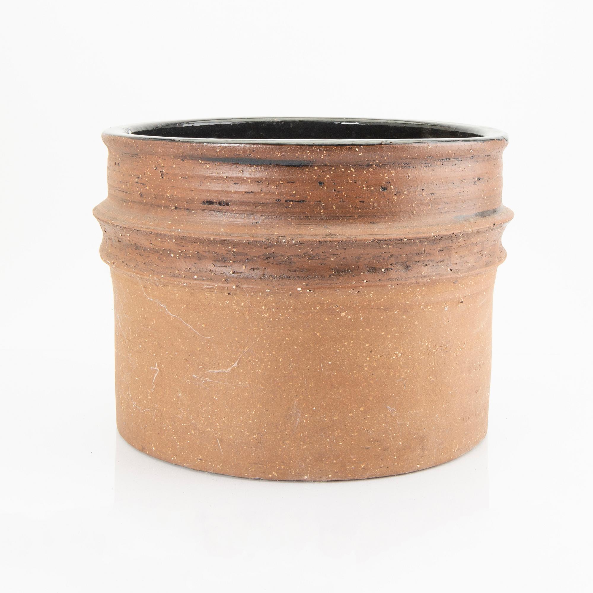 Signe Persson-Melin, ytterfoder/urna signerad Campos Filhos, Portugal delvis glaserat stengods.