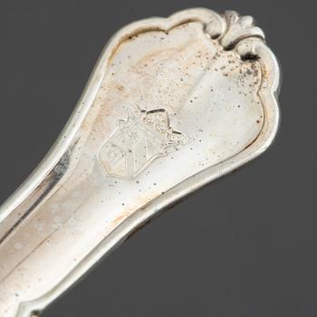 A set of 24 (12+12) fruit-cutlery, marked T.E., Stockholm 1927.